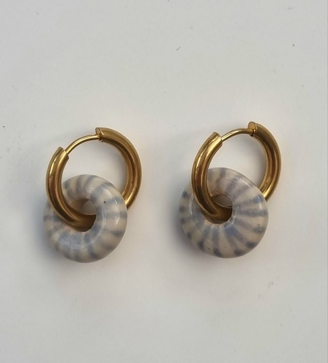 Ceramic Golden Hoop Earrings – Lavender Blue Stripes