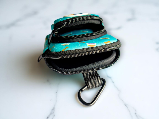 Woof | Bolsa para Sacos + Snacks