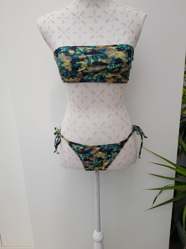 Maillot De Bain Deux Pièces Bandeau Camouflage Taille XS (34)