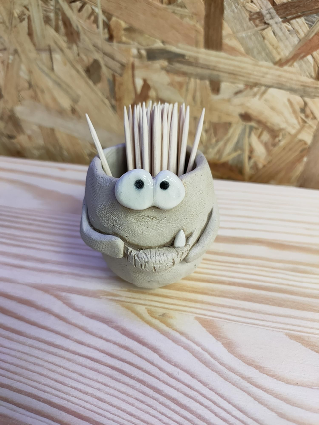 CER_WEB040 Monstre support pic apéro blanc