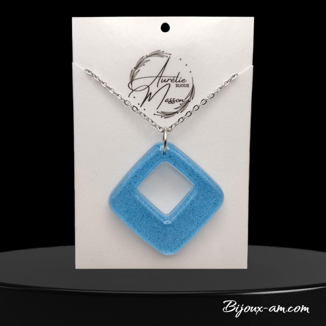 Collier résine
