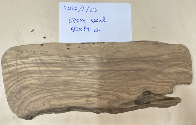 Bespoke Olive Wood Serving Board – No. 2026/1/23