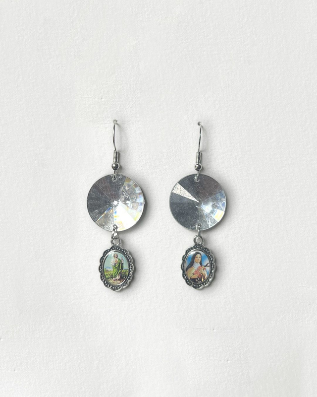 ✷ BOUCLES D’OREILLES SAINTES &amp; STRASS ✷