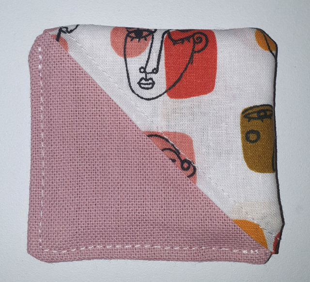 Marque pages vieux rose motifs Picasso