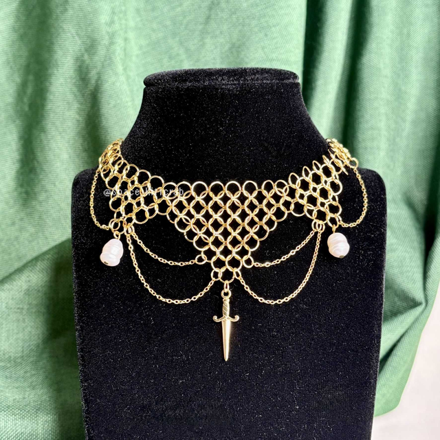 Golden chain mail necklace - Duchess Marie