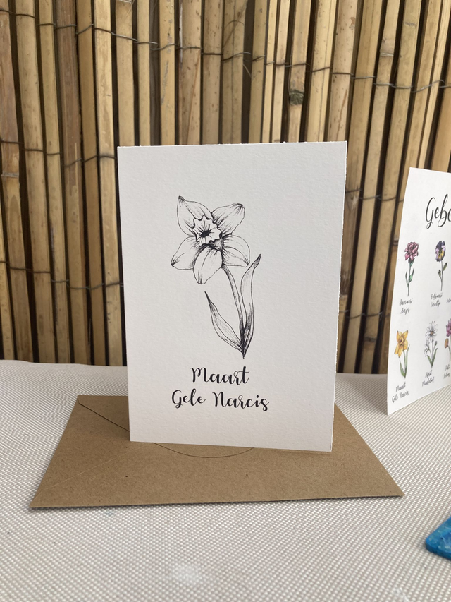 Ansichtkaart Geboortebloem Maart Narcis zwart wit, inclusief envelop, van originele tekening, met of zonder tekst