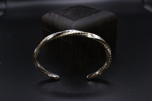 Bracelet &quot;hephaistos&quot; torsadé cubique – Argent 925 &amp; oxydes de zirconium