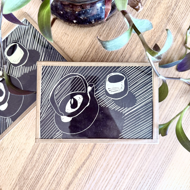 Théière dans l’obscurité - petit cadre 10x15