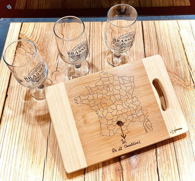 Planche à découper "Ici on dit Chocolatine"