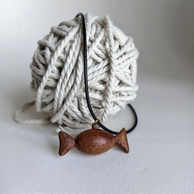 Pendentif bonbon
