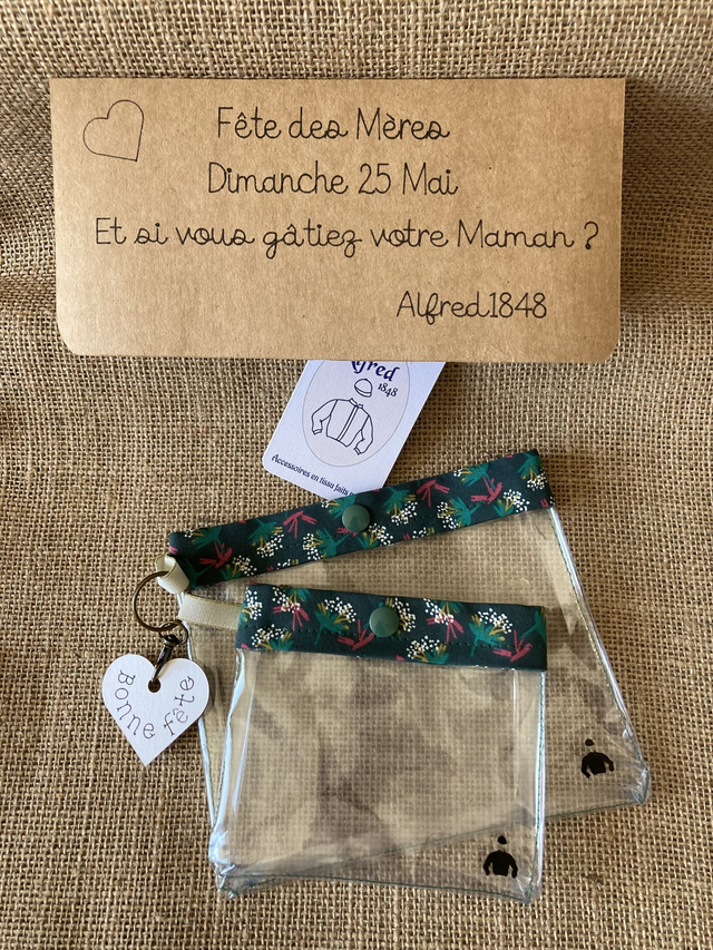 Lot de 2 Pochettes en Vinyle à emporter partout !  (coloris vert)