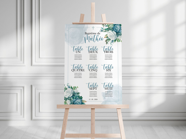 Plan de table Baptême Fleurs &amp; Blush bleu