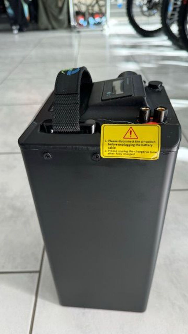 BATTERIE 72V 50AH SUR-RON LIGHT BEE