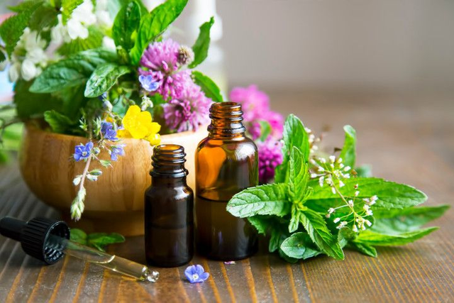 Huilles Essentielles