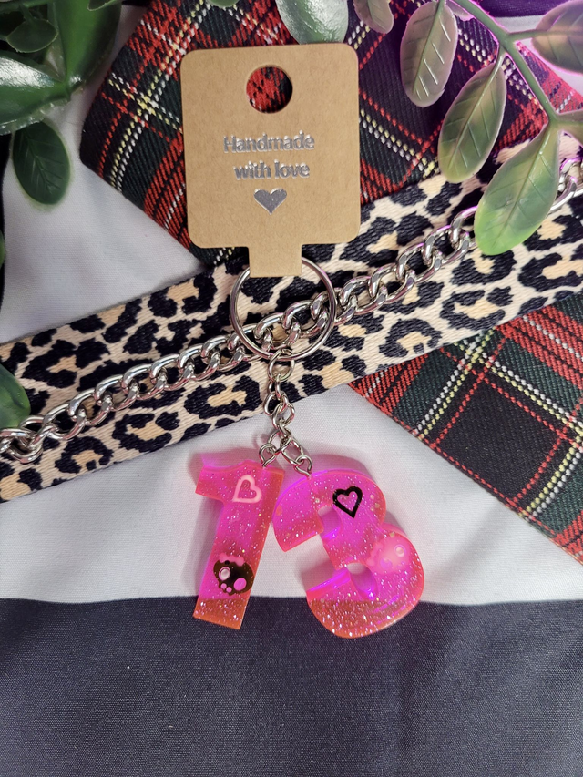 Lucky 13 Keyring – Pink &amp; Glitter Skulls Keychain