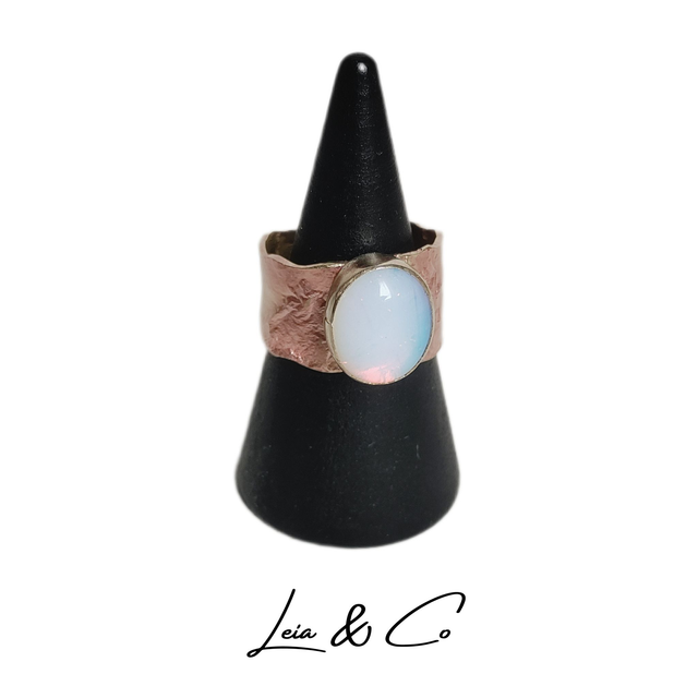 Bague laiton réticulé effet froissé avec opalite LEIA&CO