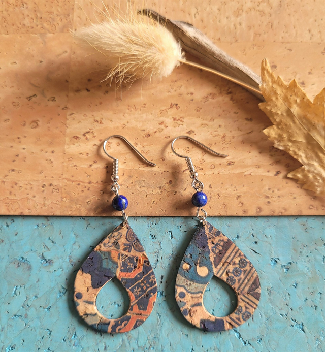 Boucles d'oreilles en liège et lapis lazuli ༄