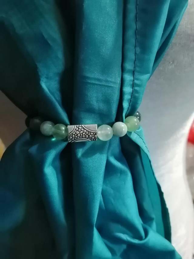 Bijou attache foulard