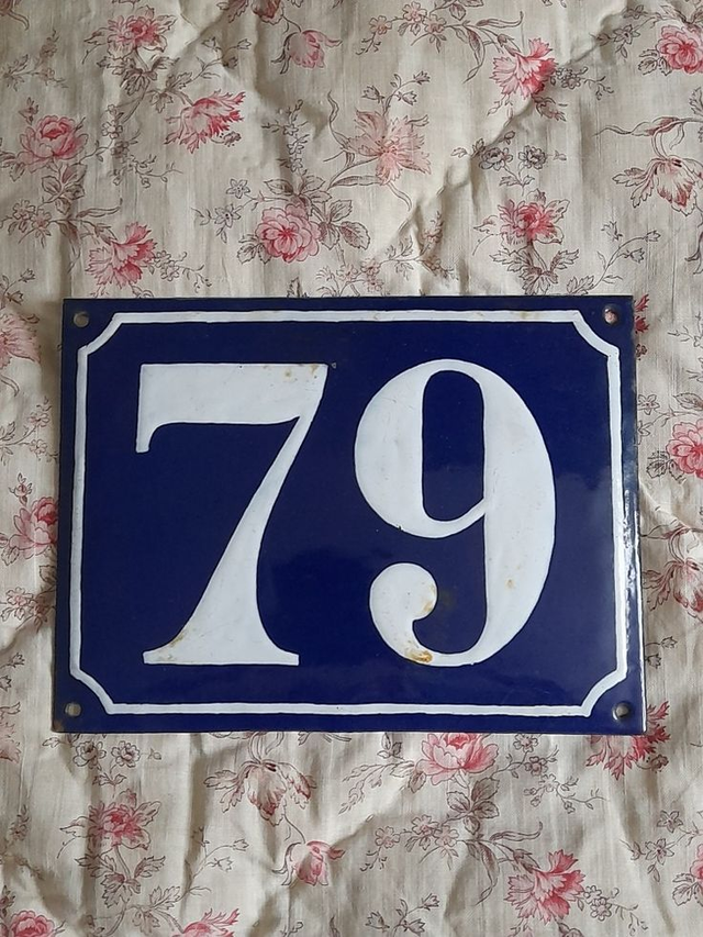 Grande plaque émaillée ancienne numérotée