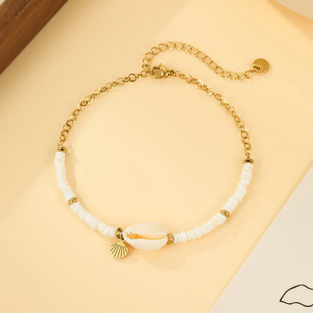 Chaîne de Cheville Coquillage et Pampille Dorée Avec Perles Blanches