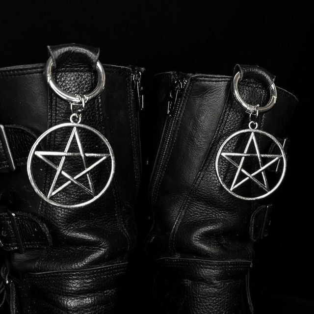 Large pentagram bootclip