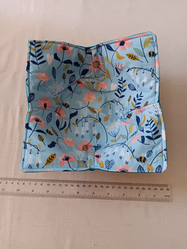 Bowl Cosy Reversible Jade and Blue Floral Print Cotton Fabric