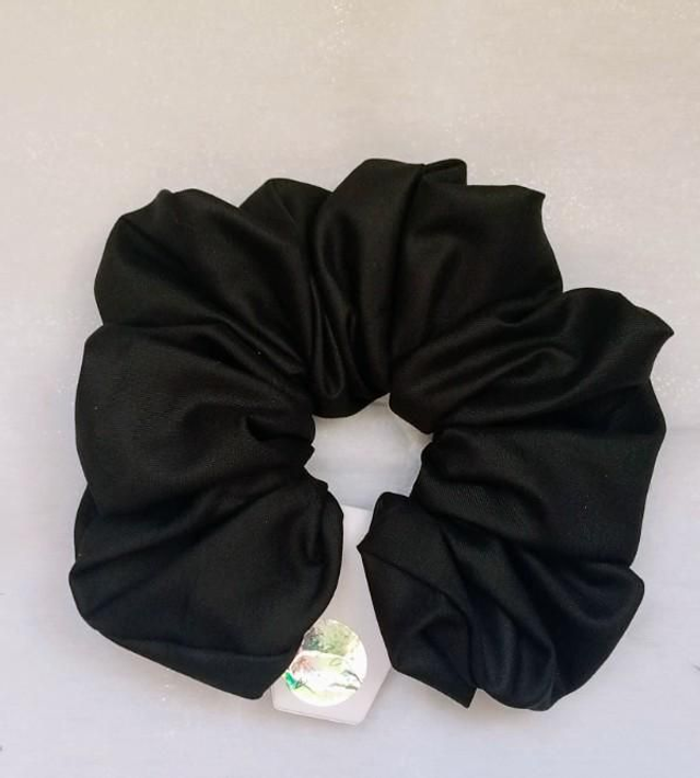 Black Scrunchie 