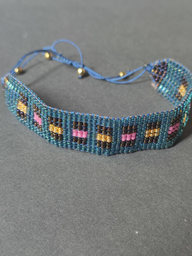 Z-Bracelet tissé main - réglable -piece unique en perles de verre miyuki 