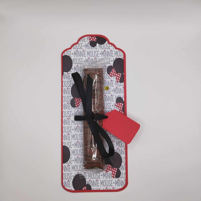 Marque place kinder bueno thème "Minnie rouge" 