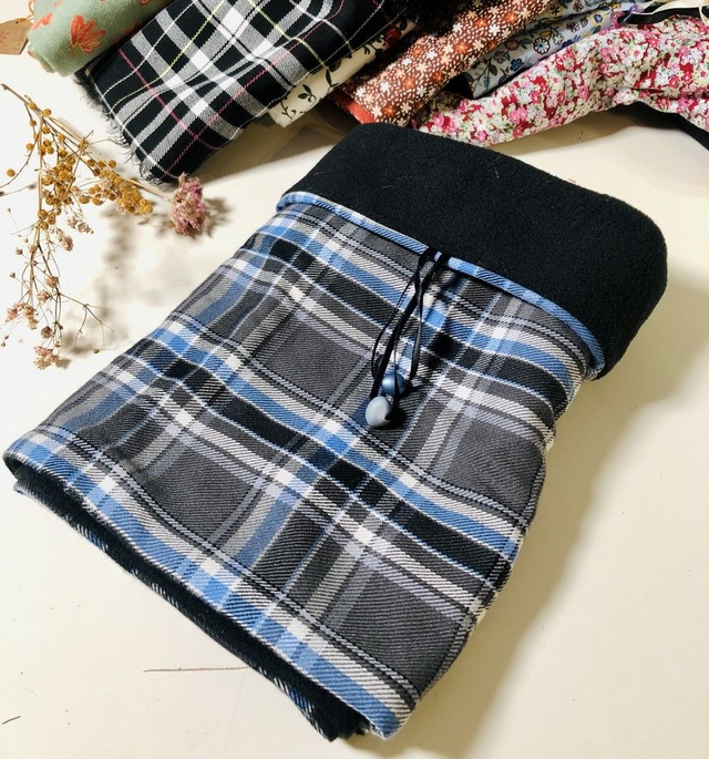 Col snood carreaux bleu gris doudou