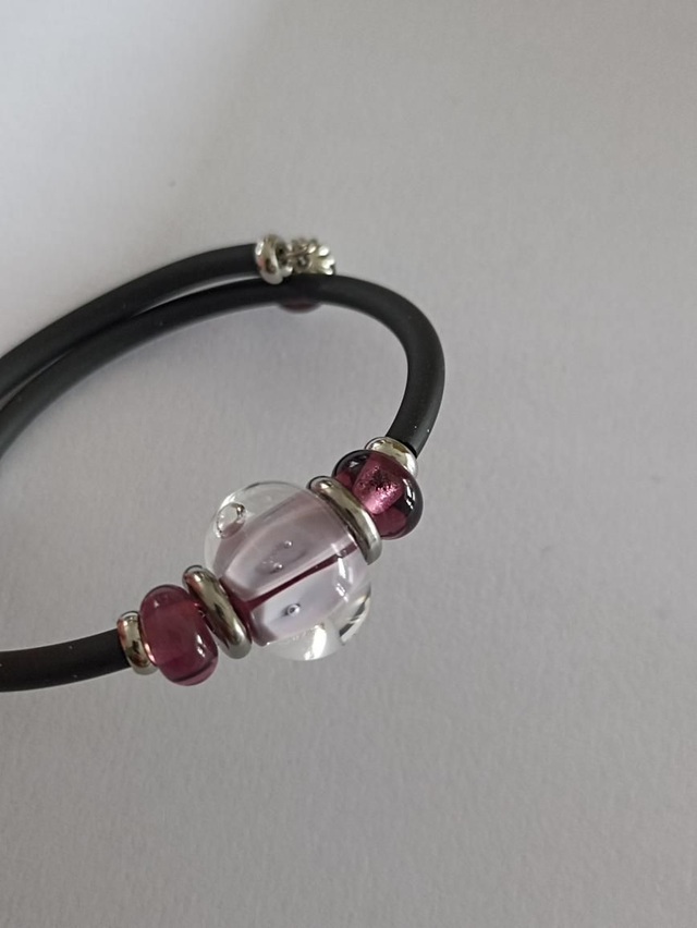 Bracelet violet en verre