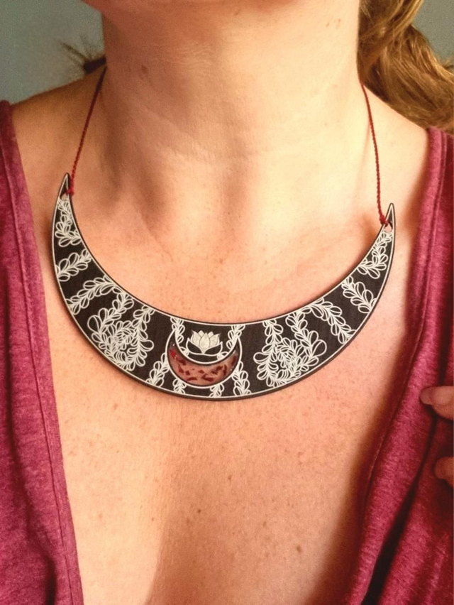 Amour de soi - Collier plastron 15cm