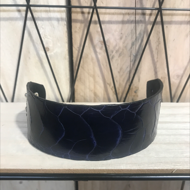 Manchette en Pâte d’Autruche Bleu Marine