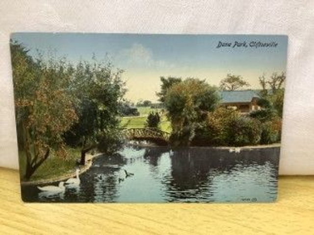 Cliftonville, Dane Park, Kent, Posted 1915 Valentine's Series Postcard. Our Ref No R198  £ 2.25