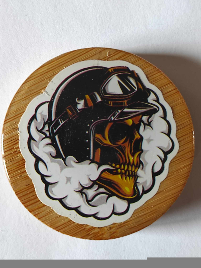 Décapsuleur Tête de mort magnétique frigo