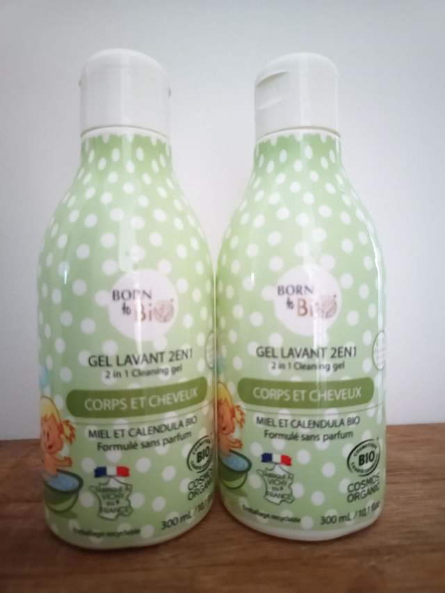 Lot de 2 bouteilles de gel lavant 2en1