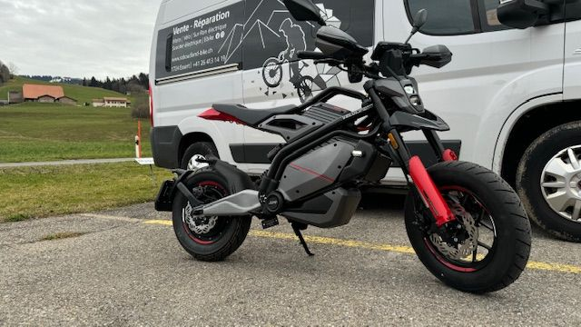 Moto   permis A1 16 ans