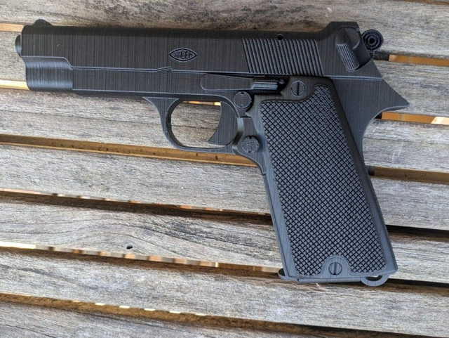 Pistolet Automatique Modèle 1935S-M1 (Reproduction factice) – France