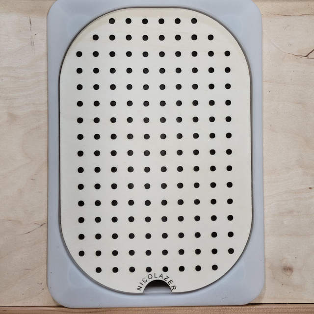 Insert sensoriel bois compatible trofast &quot;planche à trous&quot;