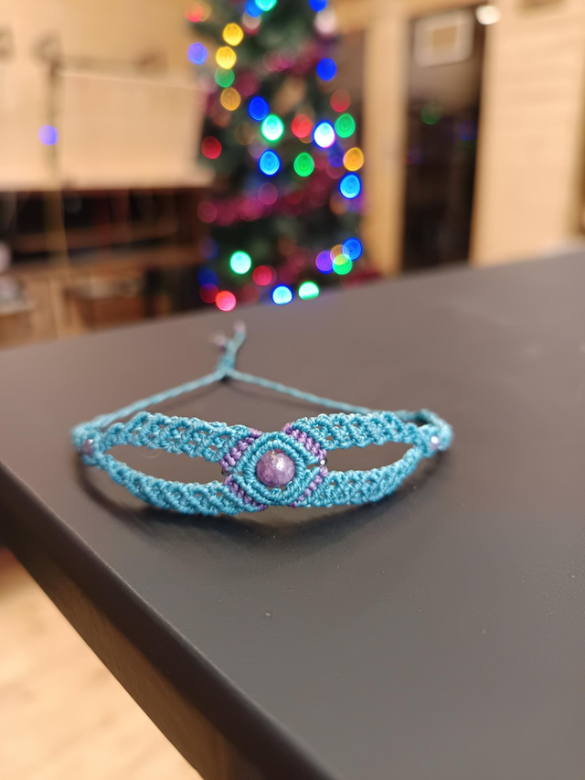 Bracelet bleu et violet avec tourmaline violette et améthyste 