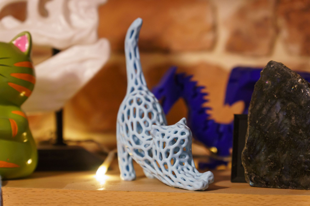 Figurine chat en étirement, couleur personnalisable