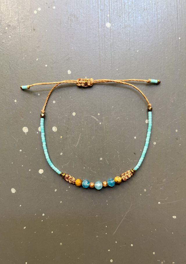 Bracelet d&#039;amitié turquoise et brun