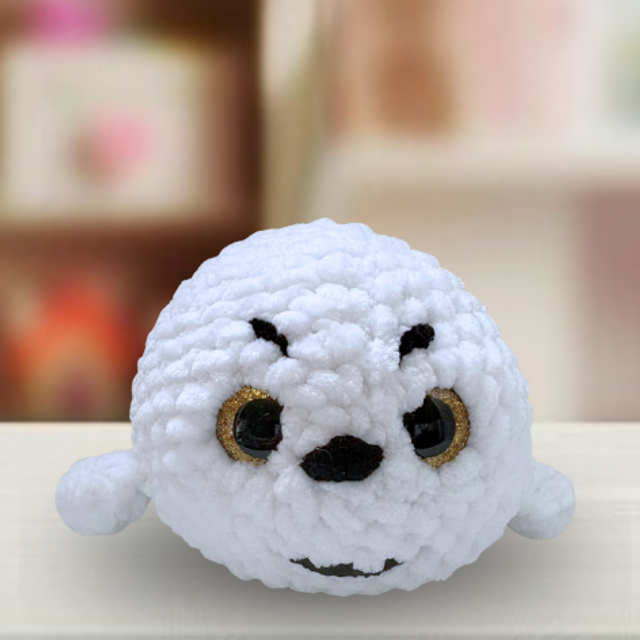 Crochet Chenille Seal, White, Ukca tested