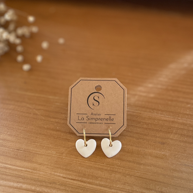 Boucles d’oreilles 🤍 Petit Cœur (demi créole)