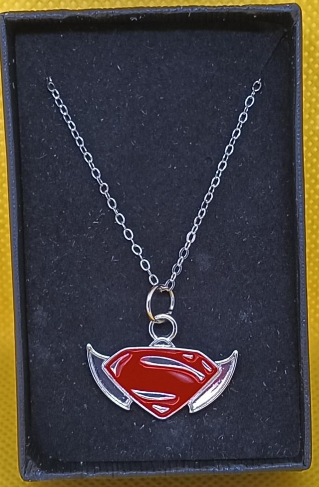 Metal &amp; Enamel Superman Logo Pendant Necklace.
