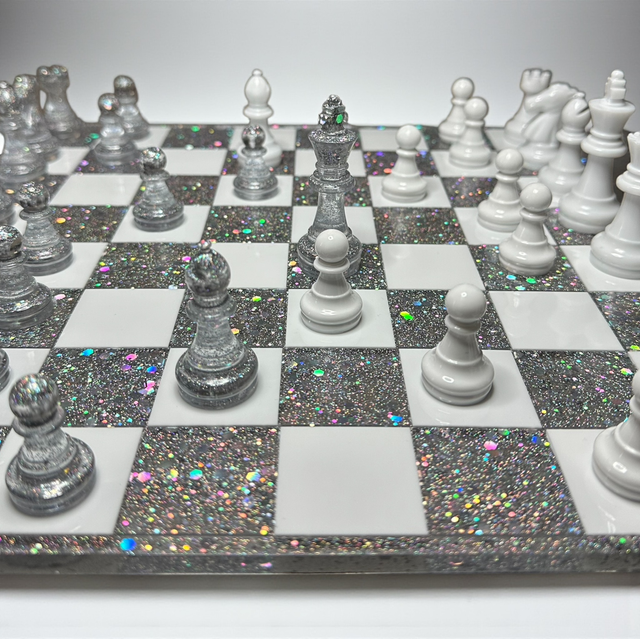 Échiquier Blanc & Paillettes holographiques