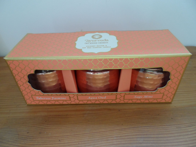 Bougies Veda en pots avec couvercles - lot de 3