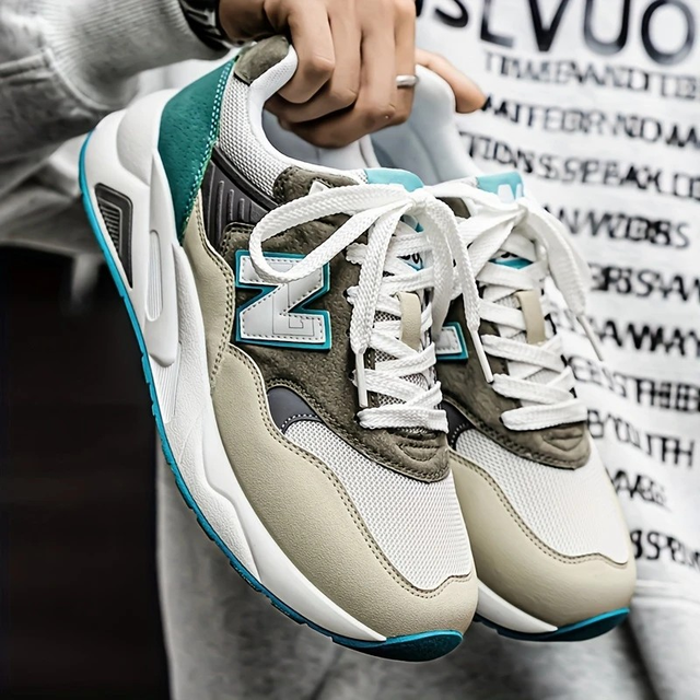 Men's Casual Sneakers