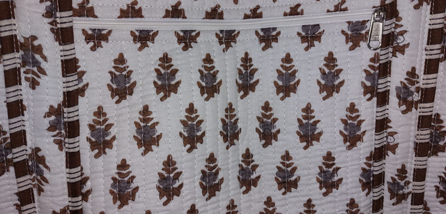 Sac de sport ou de week-end matelassé – Coton imprimé à la main - Grand format pour voyages - Motif marron, gris, blanc