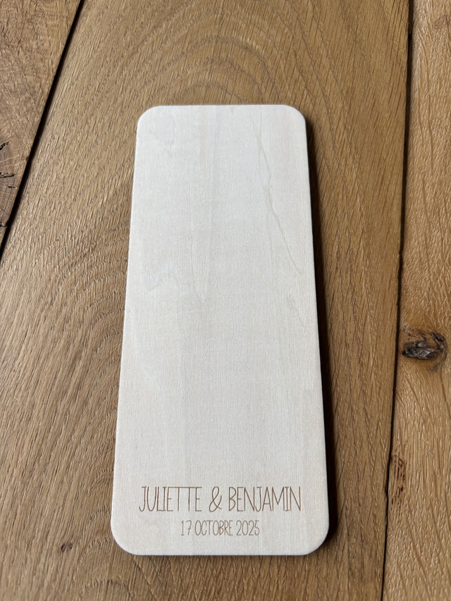 Boutonnière en bois - Personnalisable